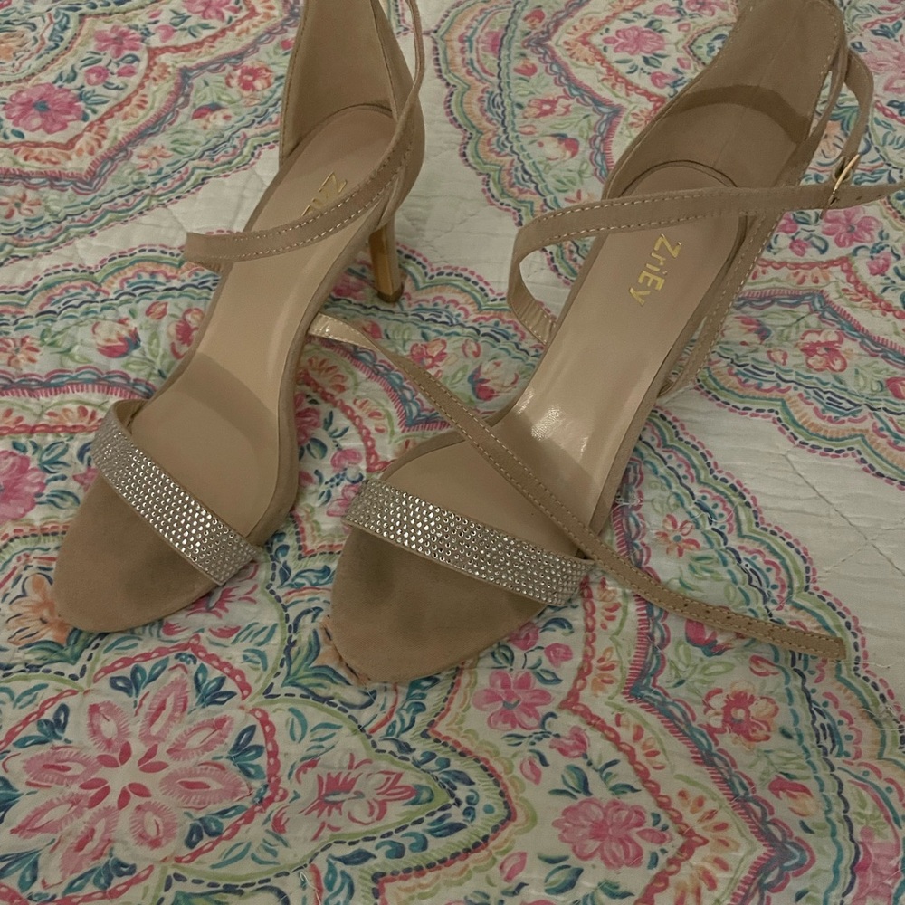 Dazzling Tan Strappy Heels with Rhinestones
